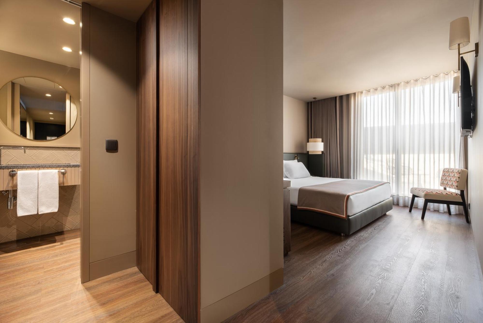 Dorma Essenzia Porto, Porto